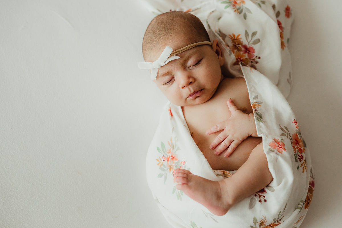 Beautiful swaddle sets from Snuggly Jacks are now exclusively available in Hong Kong on Sugarbird Kids. Perfect for birth announcement or newborn photo shoot.