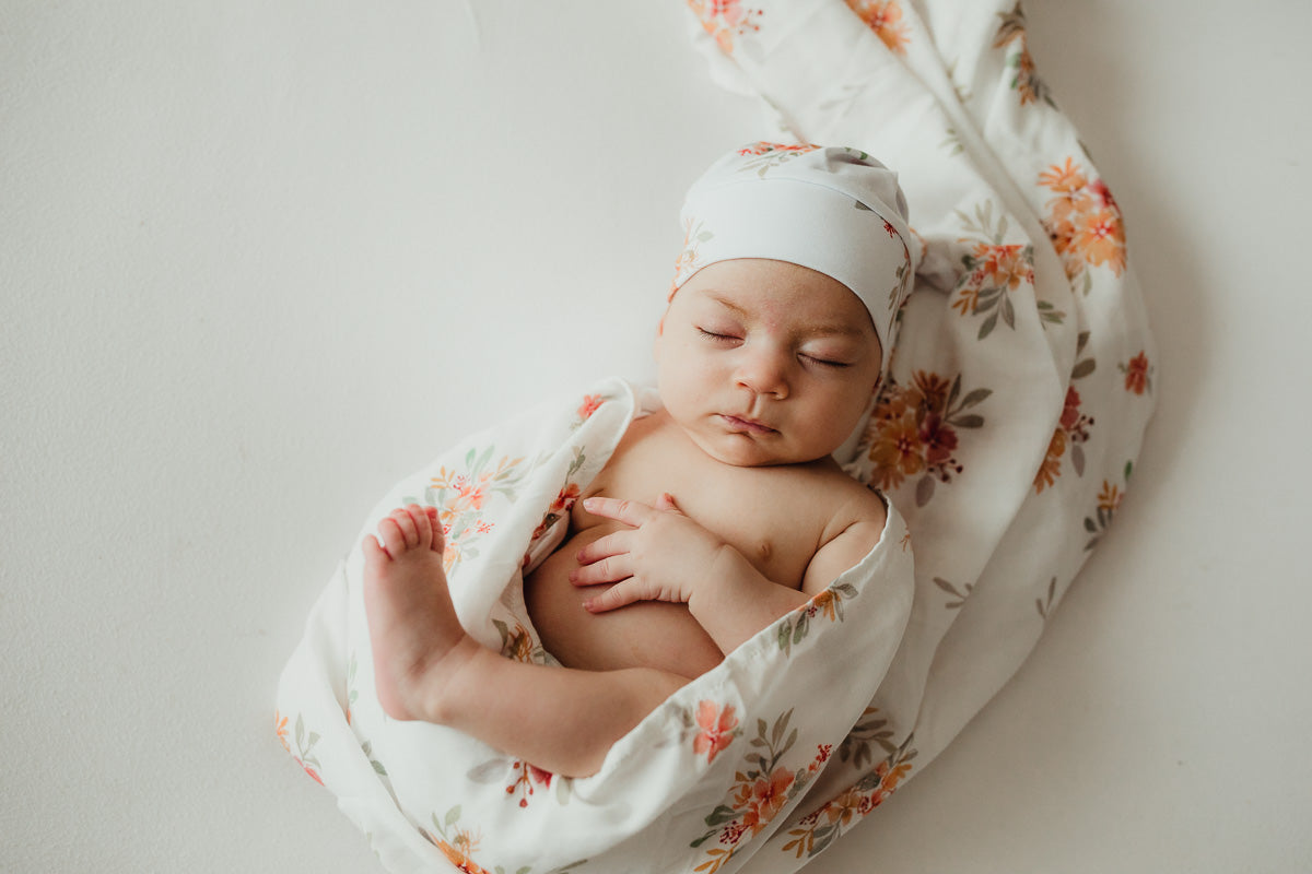 Beautiful swaddle sets from Snuggly Jacks are now exclusively available in Hong Kong on Sugarbird Kids. Perfect for birth announcement or newborn photo shoot.