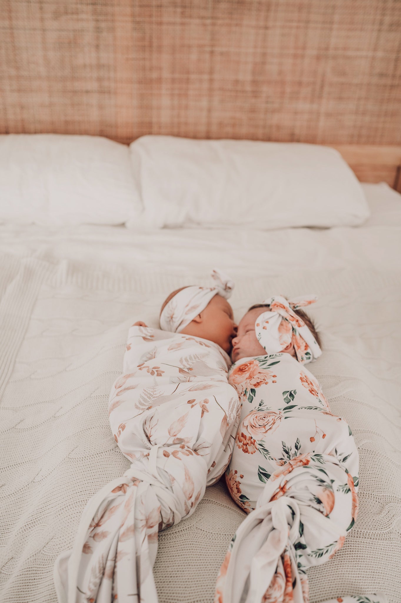Beautiful swaddle sets from Snuggly Jacks are now exclusively available in Hong Kong on Sugarbird Kids. Perfect for birth announcement or newborn photo shoot.
