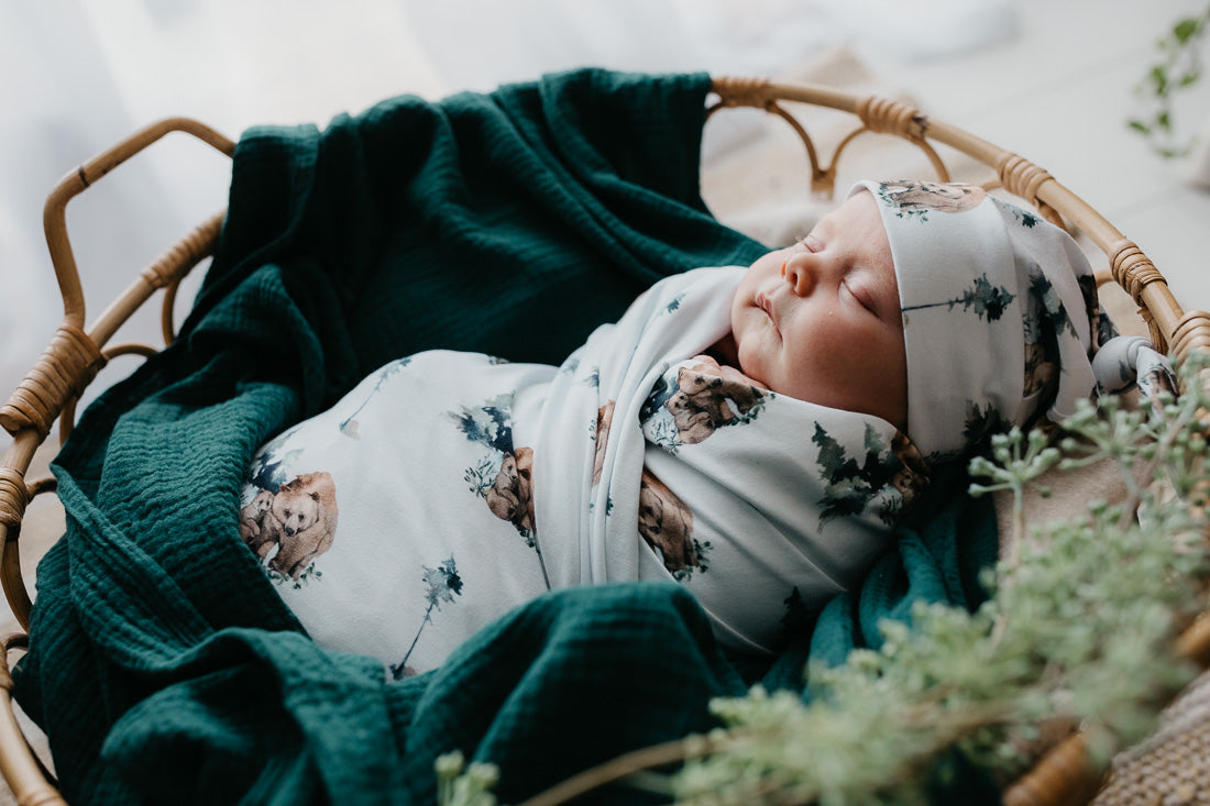 Beautiful swaddle sets from Snuggly Jacks are now exclusively available in Hong Kong on Sugarbird Kids. Perfect for birth announcement or newborn photo shoot.