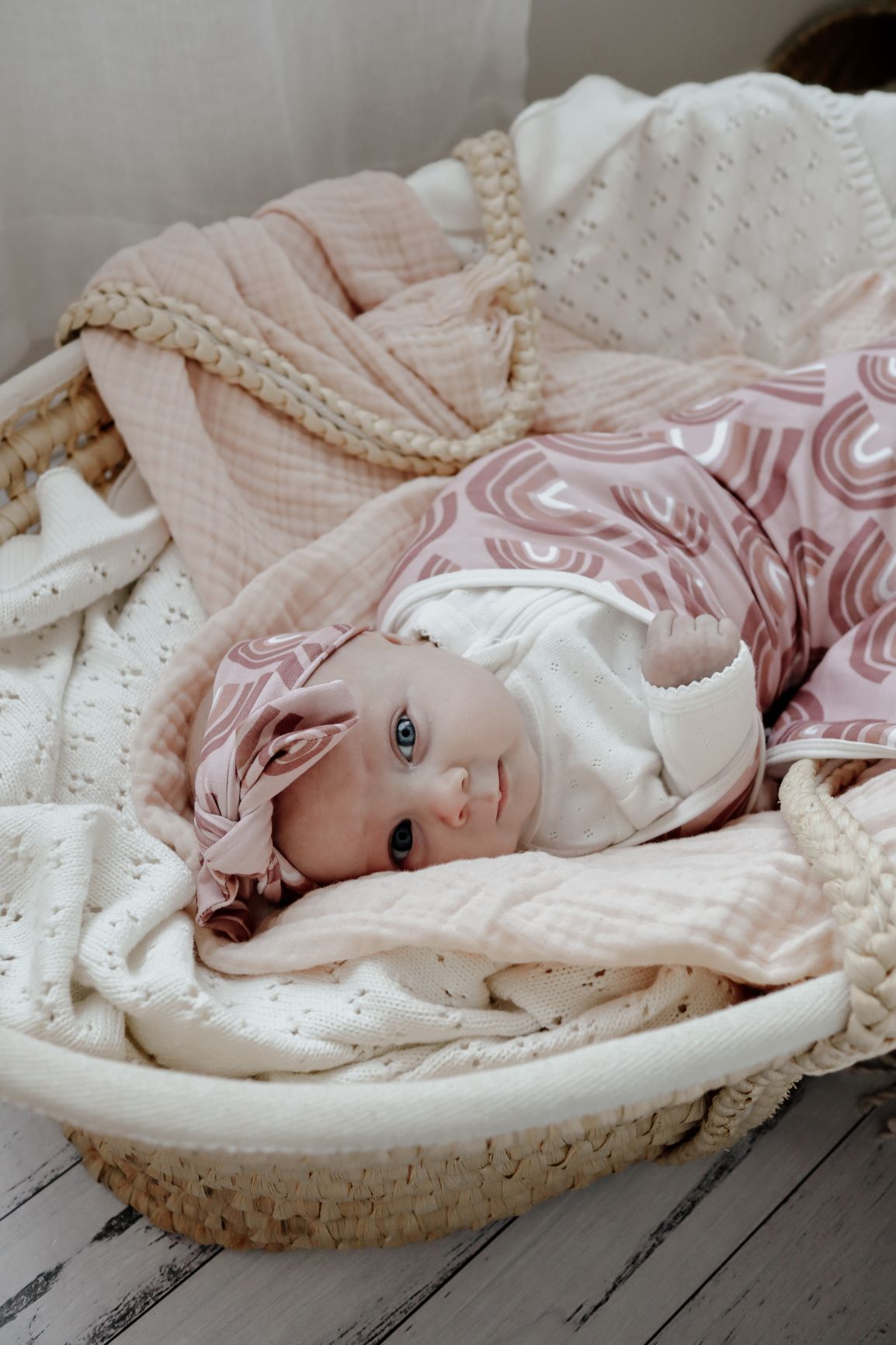 Beautiful swaddle sets from Snuggly Jacks are now exclusively available in Hong Kong on Sugarbird Kids. Perfect for birth announcement or newborn photo shoot.