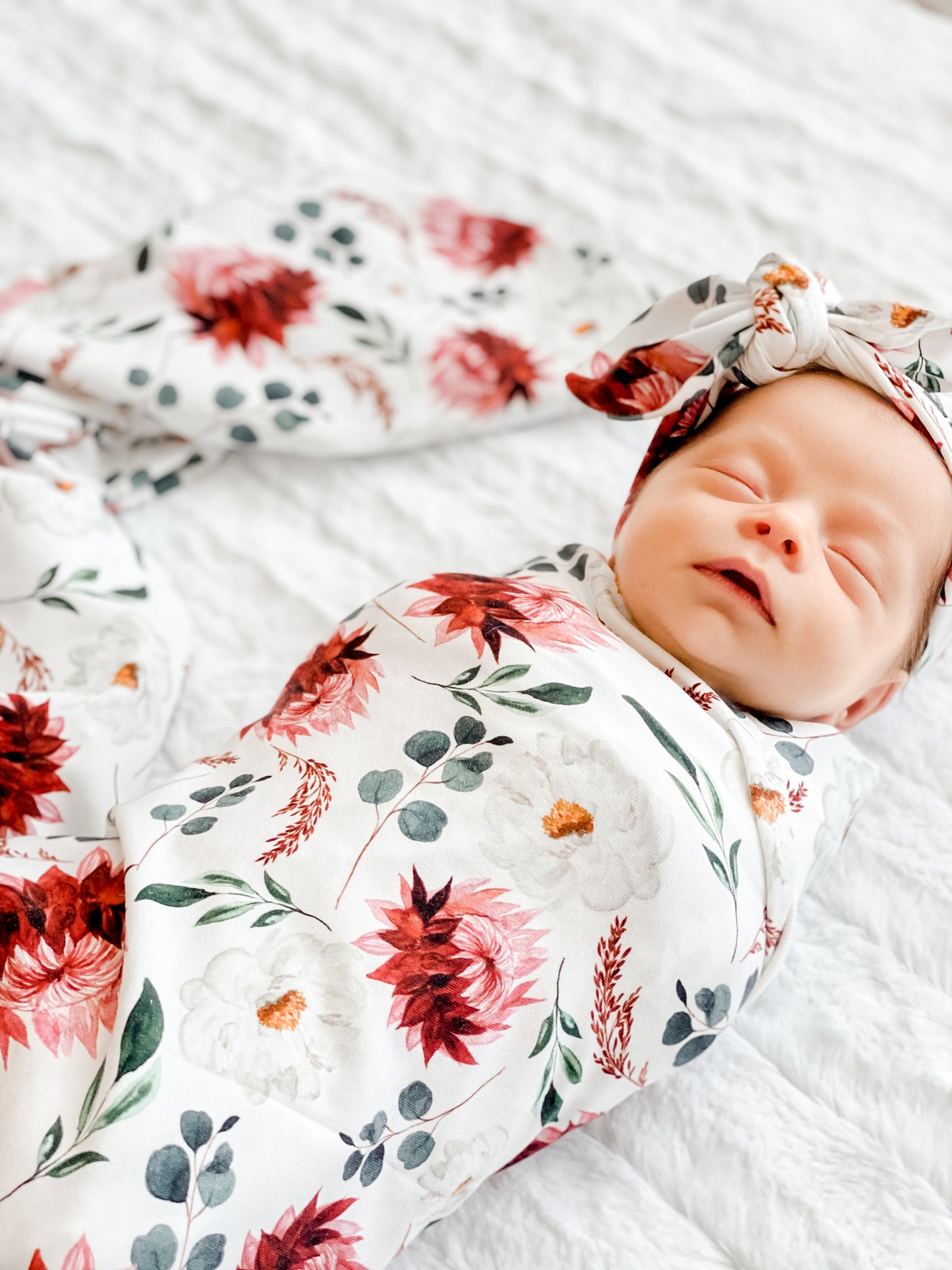 Beautiful swaddle sets from Snuggly Jacks are now exclusively available in Hong Kong on Sugarbird Kids. Perfect for birth announcement or newborn photo shoot.