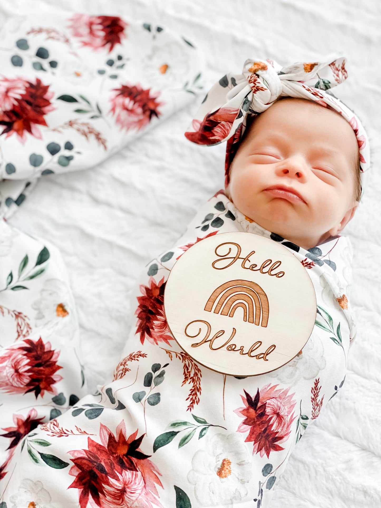Beautiful swaddle sets from Snuggly Jacks are now exclusively available in Hong Kong on Sugarbird Kids. Perfect for birth announcement or newborn photo shoot.