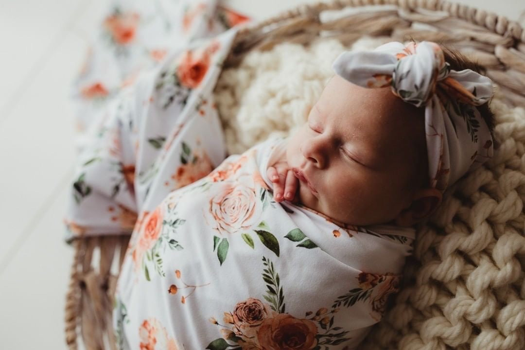 Beautiful swaddle sets from Snuggly Jacks are now exclusively available in Hong Kong on  Sugarbird Kids. Perfect for birth announcement or newborn photo shoot.