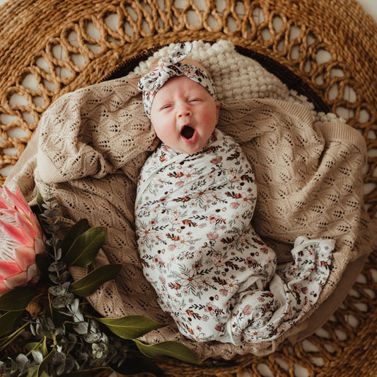 Beautiful swaddle sets from Snuggly Jacks are now exclusively available in Hong Kong on  Sugarbird Kids. Perfect for birth announcement or newborn photo shoot.