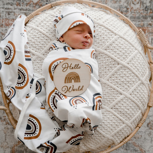 Beautiful swaddle sets from Snuggly Jacks are now exclusively available in Hong Kong on  Sugarbird Kids. Perfect for birth announcement or newborn photo shoot.