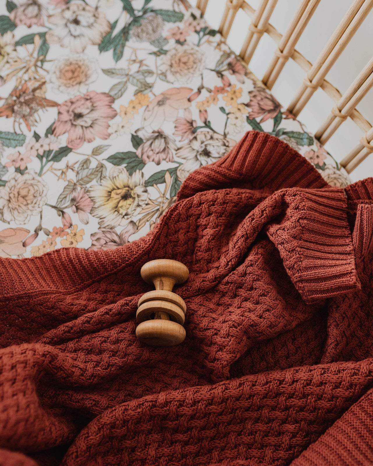 Umber diamond knit baby blanket from Snuggle Hunny Kids is now available on Sugarbird kids.