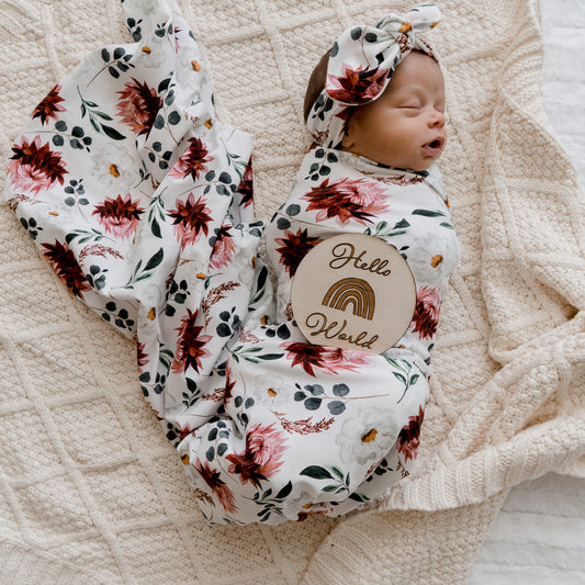 Beautiful swaddle sets from Snuggly Jacks are now exclusively available in Hong Kong on  Sugarbird Kids. Perfect for birth announcement or newborn photo shoot.